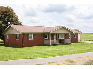 TRACT 9 - ABSOLUTE REAL ESTATE AUCTION - 384.239+/- ACRES OFFERED IN 9 TRACTS IN MERCER COUNTY, KENTUCKY